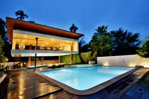 Utomhuspool