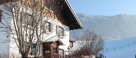 Extérieur maison de vacances [hiver]