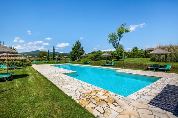 Piscine maison de vacances