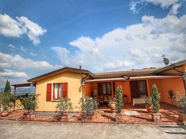 Holiday Home Exterior [summer]
