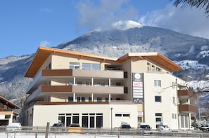 Overnatningsstedets facade