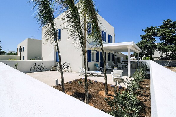 Holiday Home Exterior [summer]