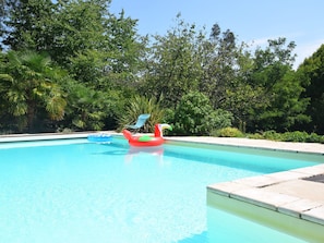 Piscine maison de vacances