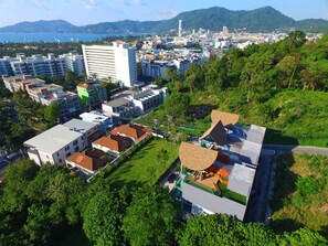 施設の正面