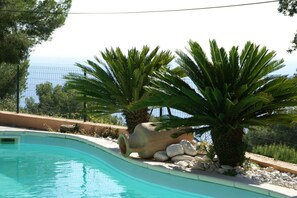 Holiday Home Swimming Pool