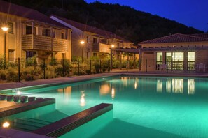 Holiday Home Swimming Pool