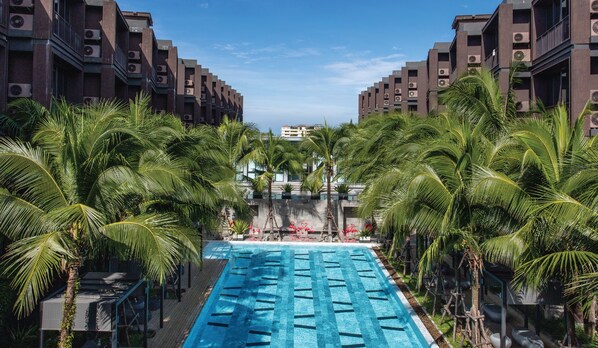 Outdoor pool