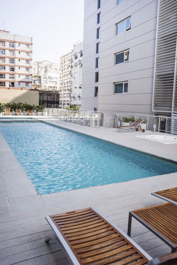 Udendørs pool