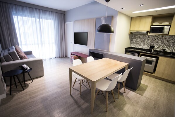 Dineren in de kamer