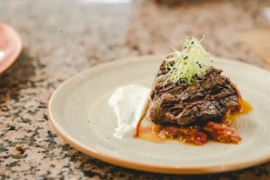 Mat- och restauranghall