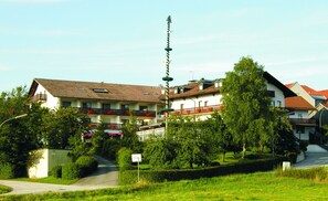 Esterni