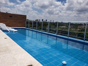 Utomhuspool