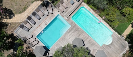 Piscine extérieure