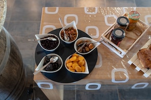 Breakfast buffet