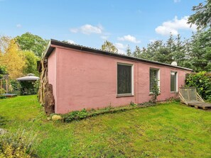 Außenseite Ferienhaus [Sommer]
