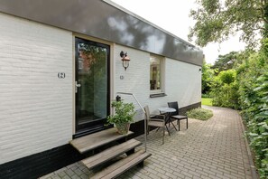 Entrance / Reception