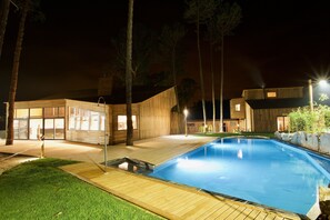Utomhuspool