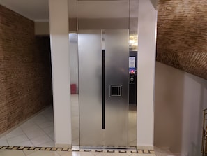 Elevator