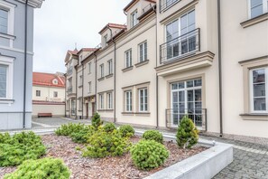 Esterni