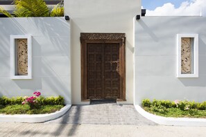 Entrada de la propiedad