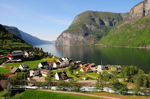 Esterni