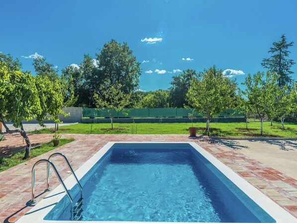 Piscine maison de vacances