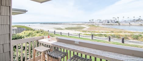 Sprawling ocean and harbor views from your private balcony!