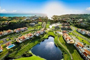 Aerial View of the Harbour Lakes community