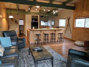 Living room & island Kitchen. Perfect for entertaining!