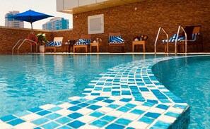 Rooftop pool