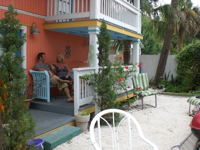 Key Lime Condo, less than 1 block to the beach.  WIFI.  Pet Friendly.