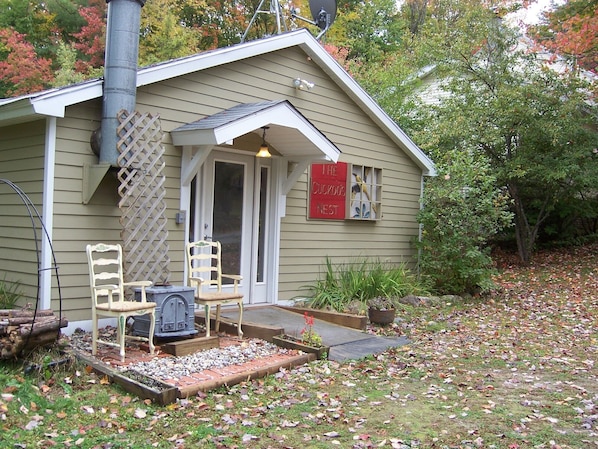 Parking at the front door, sunrise seating.