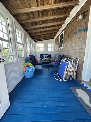 Enclosed Porch Enjoy the sea breeze!