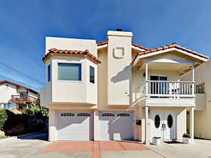 Carlsbad Beach House - 1/2 Block to Beach