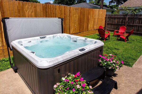 Bain à remous extérieur