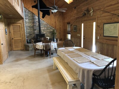 Tranquil Cabin Located Near Gatlinburg, Dollywood, Dixie Stampede And Biltmore