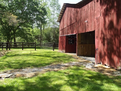 Tranquil Cabin Located Near Gatlinburg, Dollywood, Dixie Stampede And Biltmore