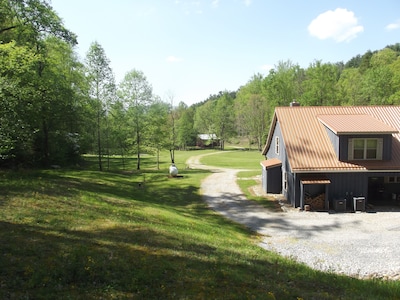 Tranquil Cabin Located Near Gatlinburg, Dollywood, Dixie Stampede And Biltmore