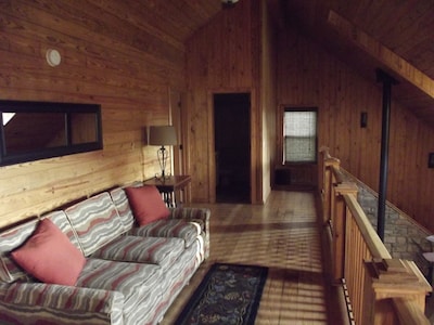 Tranquil Cabin Located Near Gatlinburg, Dollywood, Dixie Stampede And Biltmore