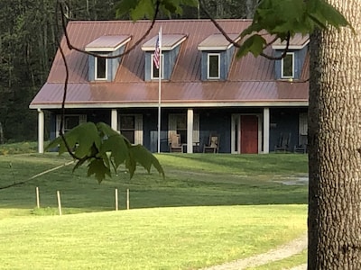 Tranquil Cabin Located Near Gatlinburg, Dollywood, Dixie Stampede And Biltmore