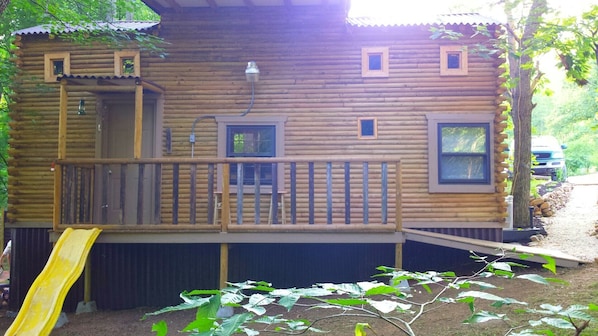 Front of the cabin 