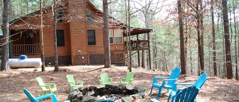 Fire pit area next to the cabin