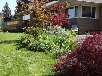 Royston BC~ Comox Valley Holiday Destination Home ~ Vrbo  with Ocean Mtn Views 