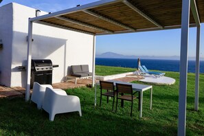 bbq area and nice garden furniture