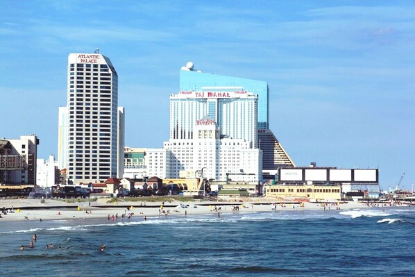 Strand