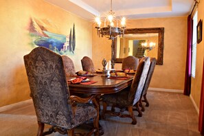 Formal Dining for your large group. Sit back and relax, then eat in style!