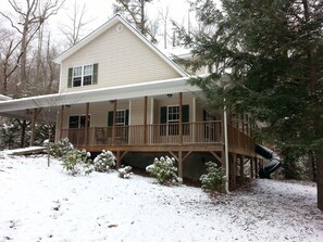 Wintertime at Creekside Hideaway II 