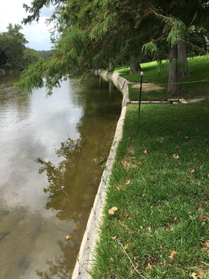 River bank - Crystal clear water