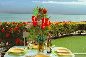BEAUTIFUL OCEANFRONT CONDO* EXCELLENT VIEW* PERFECT LOCATION & A/C