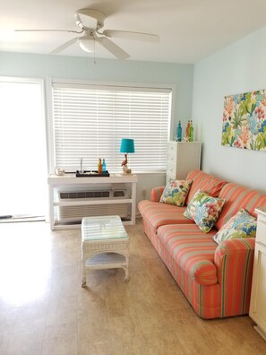 Everything you need for a relaxing vacation experience.